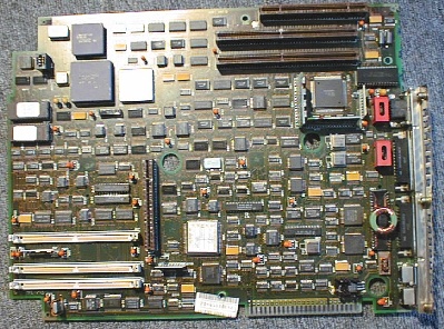 Photo of IBM PS/2 Model 70-121's Main Board, Long Version