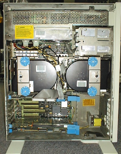 Photo of IBM PS/2 Model 80-071's Innards