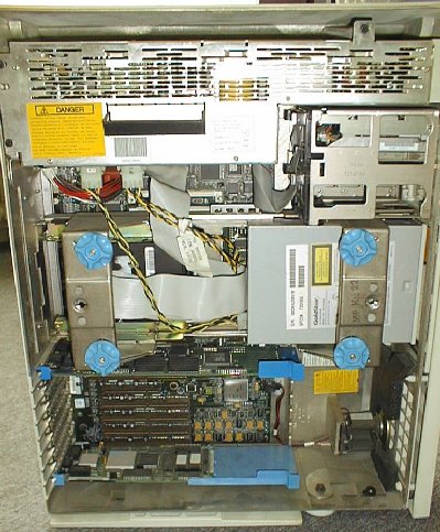 Photo of IBM PS/2 Model 80-486's innards