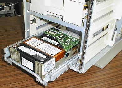 Photo of IBM PS/2 Model 95's Hard Disk